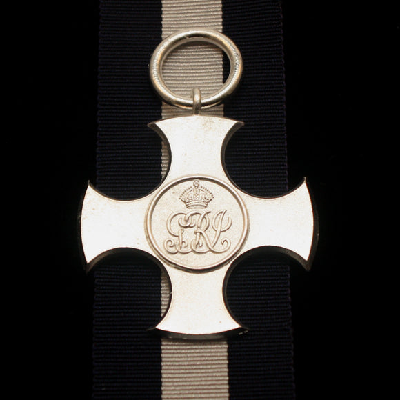 Distiniguished Service Cross (GVI), Reproduction