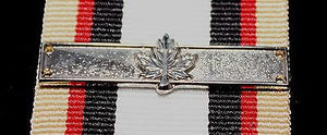 Canadian Multiple Rotation Bar, Silver 1 Maple Leaf, Reproduction